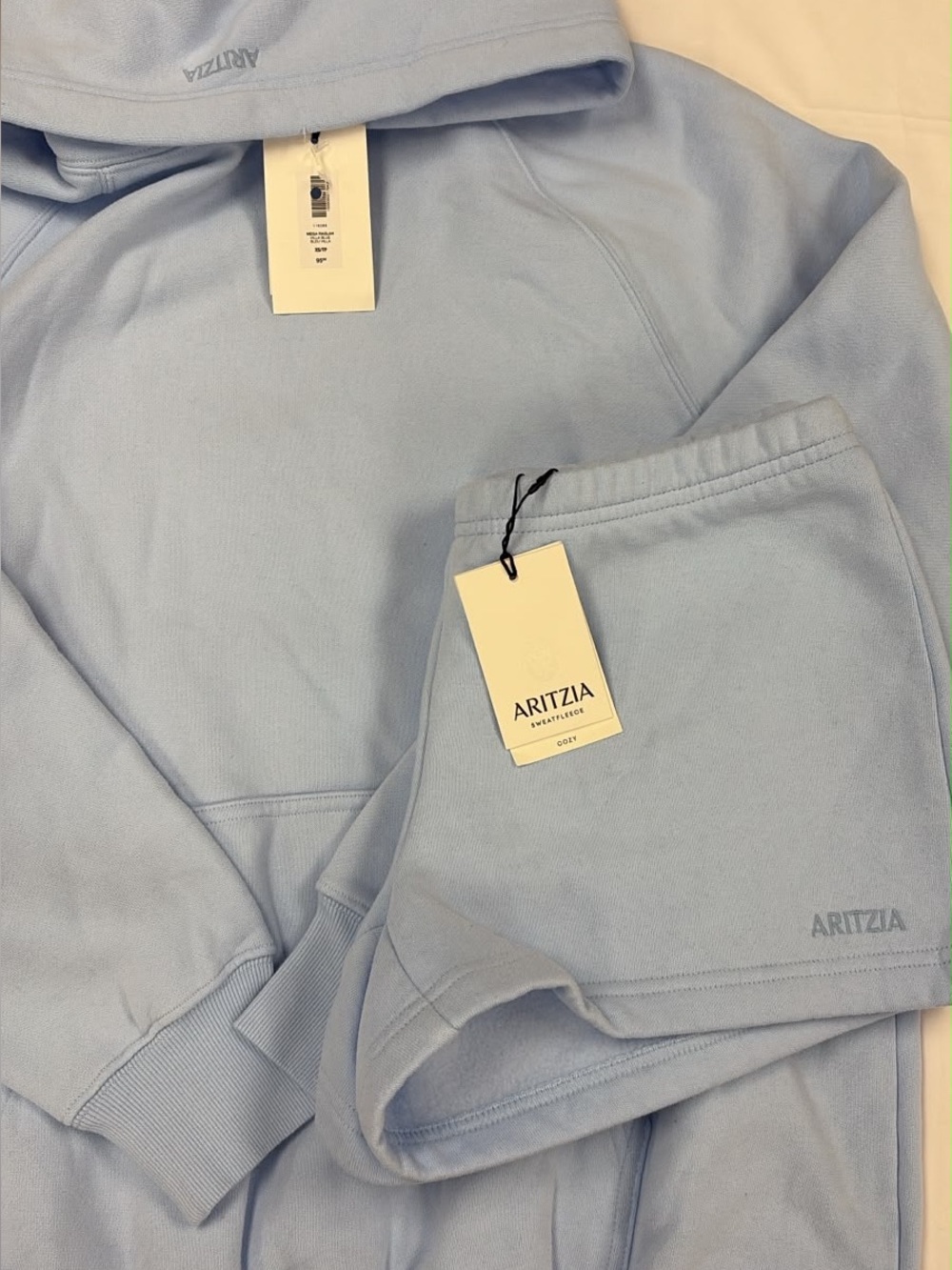 NWT aritzia sweatfleece set